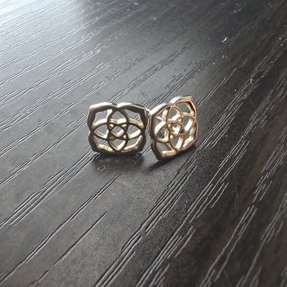 Kendra Scott Dira Earrings